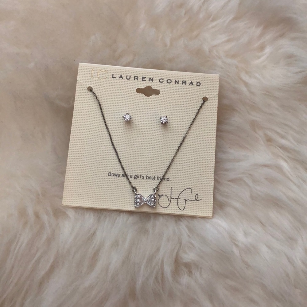LC Lauren Conrad Silver Bow Necklace Earrings Set - Picture 2 of 8